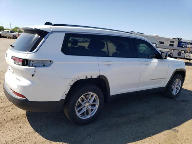 1C4RJKAG3M8153569 - 2021 JEEP GRAND CHER L LAREDO WHITE photo 3