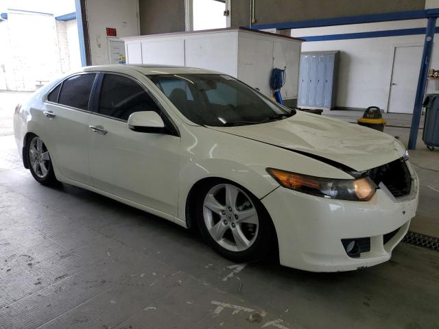JH4CU2F61AC016814 - 2010 ACURA TSX WHITE photo 4