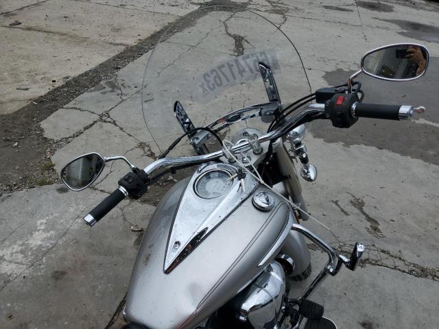 JYAVN01E19A002215 - 2009 YAMAHA XVS950 A SILVER photo 5