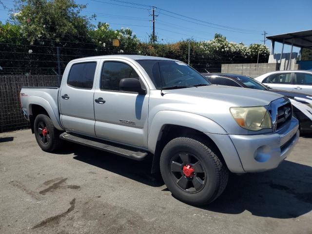 5TEJU62N35Z046143 - 2005 TOYOTA TACOMA DOUBLE CAB PRERUNNER SILVER photo 4