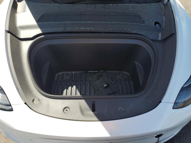 7SAYGDEF2PF757905 - 2023 TESLA MODEL Y Weiß Foto 12