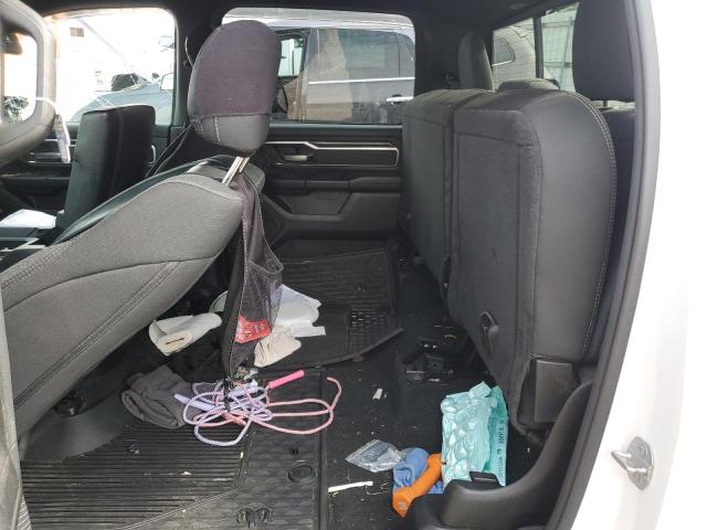 1C6SRFFT4KN767382 - 2019 RAM 1500 BIG HORN/LONE STAR WHITE photo 10