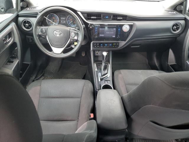 2T1BURHE9JC065065 - 2018 TOYOTA COROLLA L შავი ფოტო 8