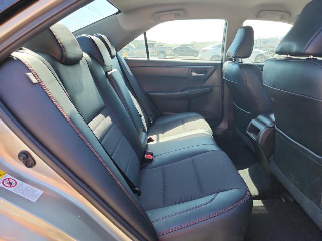 4T1BF1FK1HU449581 - 2017 TOYOTA CAMRY LE SILVER photo 10