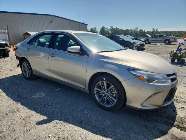 4T1BF1FK1HU449581 - 2017 TOYOTA CAMRY LE SILVER photo 4