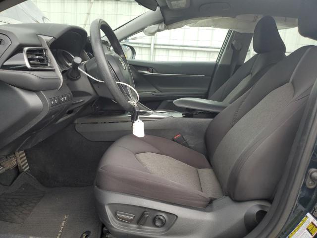 4T1C11AK0MU432307 - 2021 TOYOTA CAMRY LE GRAY photo 7