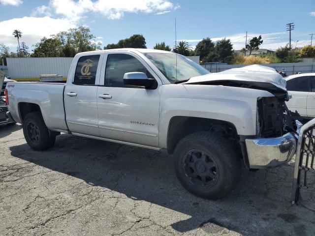 2GCVKPEC6K1155672 - 2019 CHEVROLET SILVERADO K1500 LT فضي صورة 4