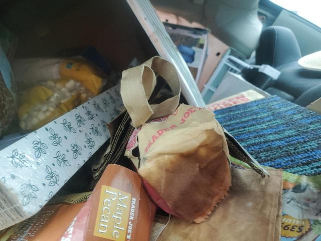 3N1AB7AP8JY249000 - 2018 NISSAN SENTRA S SILVER photo 10