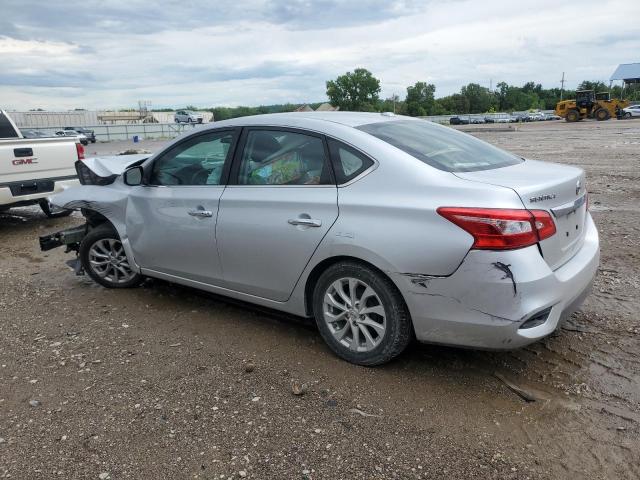 3N1AB7AP8JY249000 - 2018 NISSAN SENTRA S SILVER photo 2