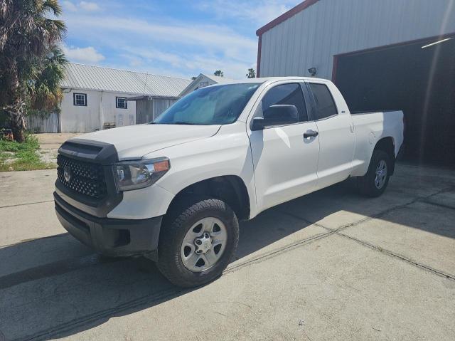5TFRM5F19KX135111 - 2019 TOYOTA TUNDRA DOUBLE CAB SR WHITE photo 2