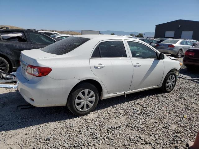 5YFBU4EE5DP122695 - 2013 TOYOTA COROLLA BASE თეთრი ფოტო 3