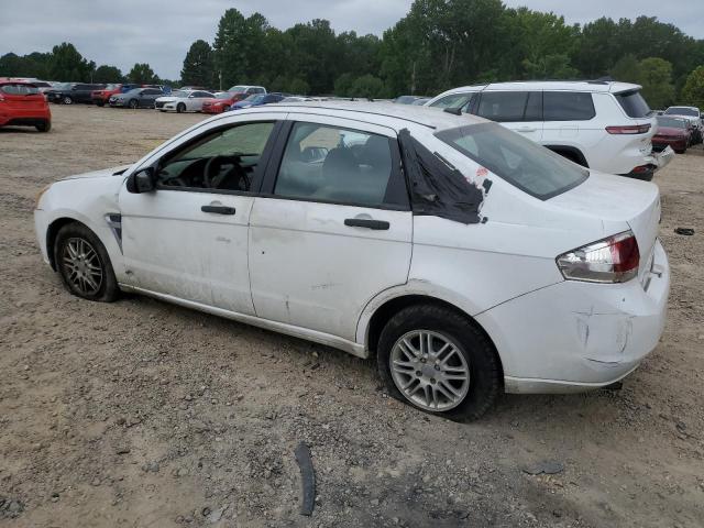 1FAHP35N68W116399 - 2008 FORD FOCUS SE WHITE photo 2