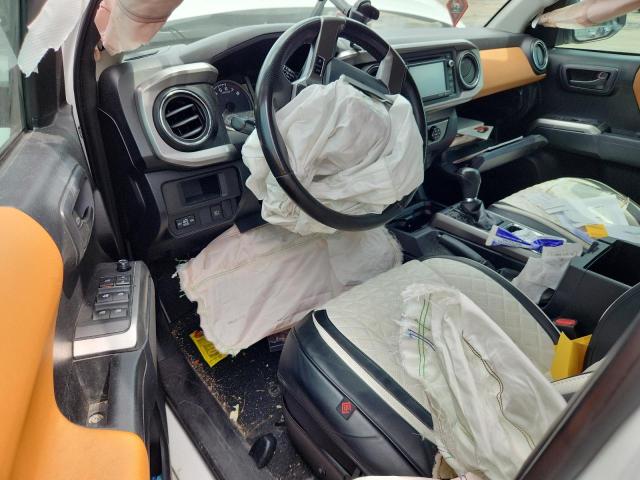 3TMAZ5CN4KM089053 - 2019 TOYOTA TACOMA DOUBLE CAB WHITE photo 8