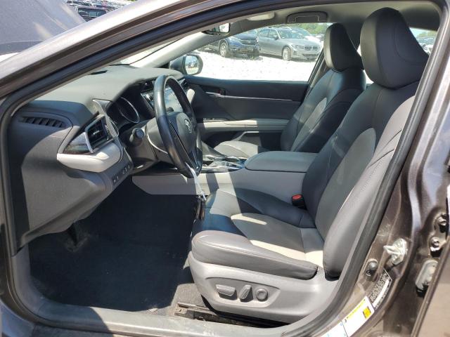 4T1F11BK4LU010258 - 2020 TOYOTA CAMRY XLE GRAY photo 7