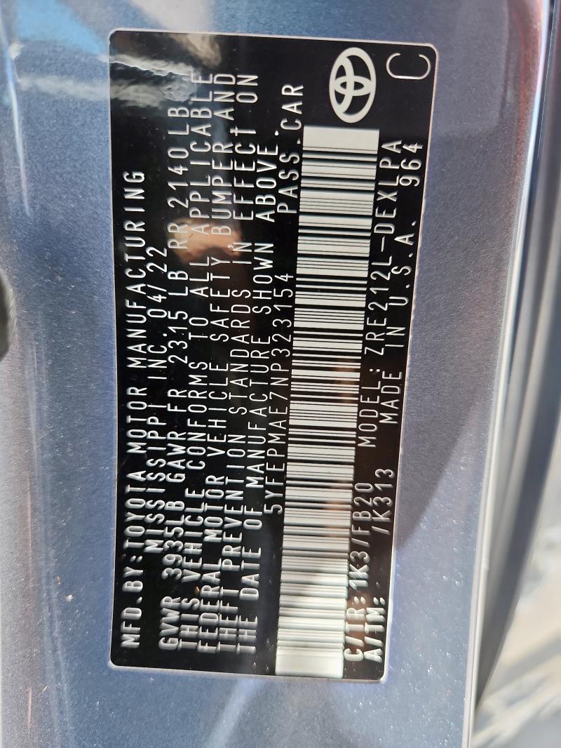 5YFEPMAE7NP323154 - 2022 TOYOTA COROLLA LE BLUE photo 13