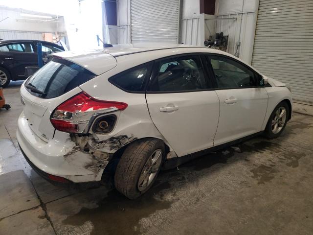 1FADP3K22DL151803 - 2013 FORD FOCUS SE WHITE photo 3