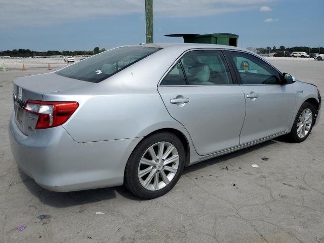 4T1BD1FK7CU009587 - 2012 TOYOTA CAMRY HYBRID SILVER photo 3