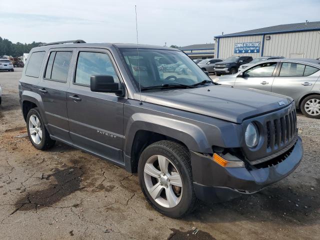 1C4NJPFA0GD794819 - 2016 JEEP PATRIOT LATITUDE GRAY photo 4