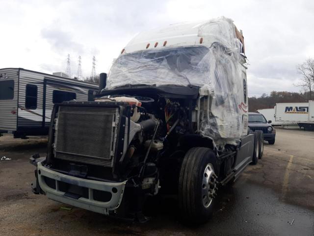 3AKJGLDR3JSJE9411 - 2018 FREIGHTLINER CASCADIA 1 WHITE photo 2