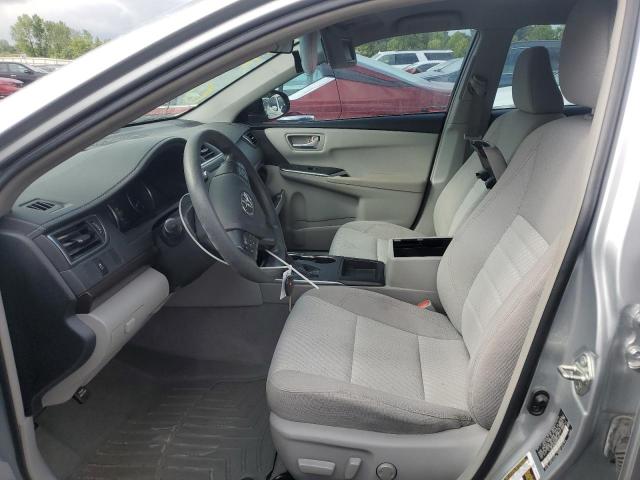 4T1BF1FK0HU654132 - 2017 TOYOTA CAMRY LE SILVER photo 7