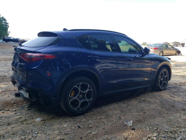 ZASFAKNN9J7C17585 - 2018 ALFA ROMEO STELVIO TI SPORT BLUE photo 3