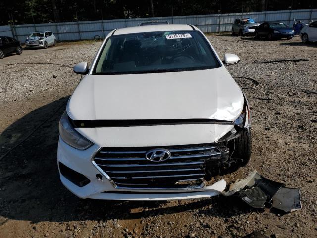3KPC24A32KE062680 - 2019 HYUNDAI ACCENT SE Blanco foto 5