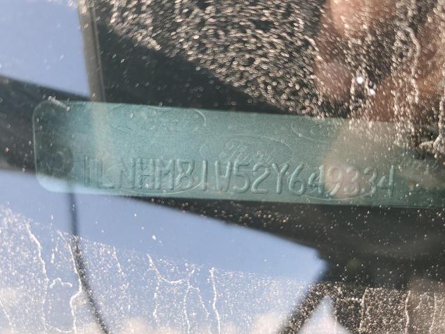 1LNHM81W52Y649334 - 2002 LINCOLN TOWN CAR EXECUTIVE BLACK photo 12