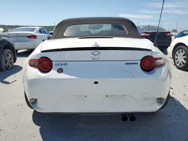 JM1NDAC77M0451361 - 2021 MAZDA MX-5 MIATA CLUB WHITE photo 6