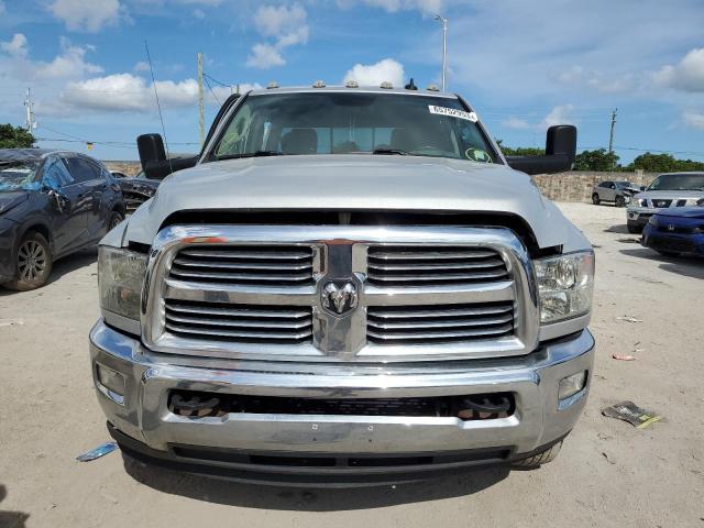 3C63RRHL5JG103652 - 2018 RAM 3500 SLT SILVER photo 5