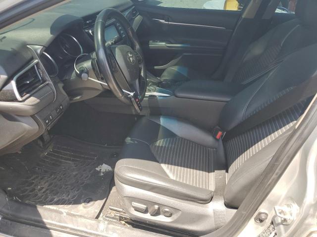 4T1B11HK1JU040739 - 2018 TOYOTA CAMRY L GRAY photo 7