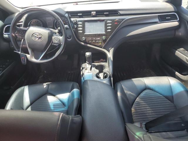 4T1B11HK1JU040739 - 2018 TOYOTA CAMRY L GRAY photo 8