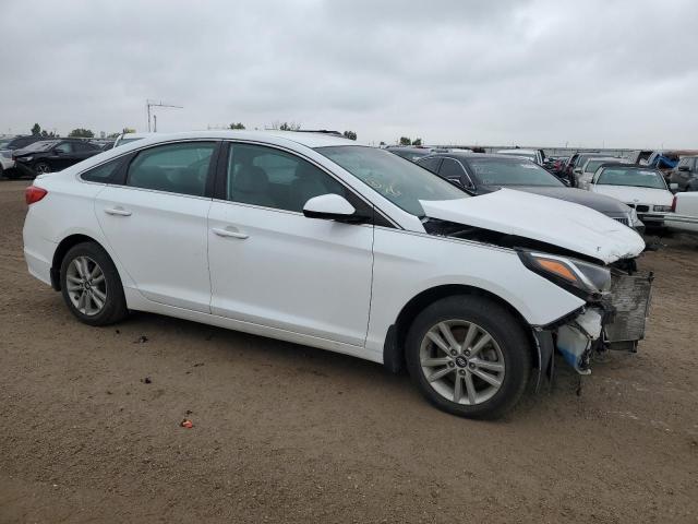 5NPE24AF5FH147002 - 2015 HYUNDAI SONATA SE WHITE photo 4