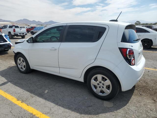 1G1JA6SH5F4103626 - 2015 CHEVROLET SONIC LS WHITE photo 2
