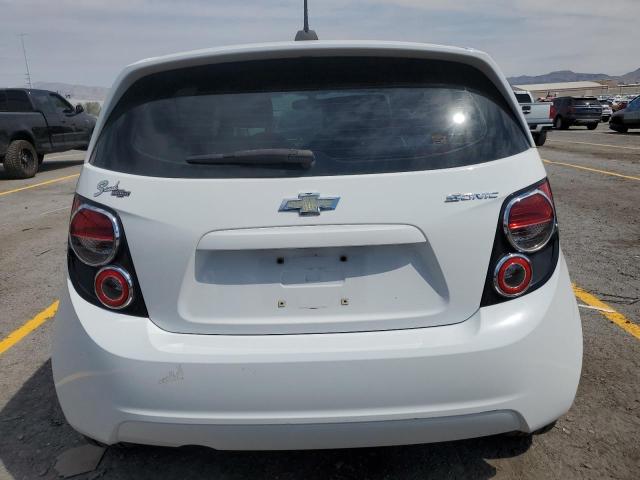 1G1JA6SH5F4103626 - 2015 CHEVROLET SONIC LS WHITE photo 6