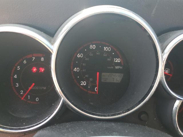 5Y2SL67828Z420073 - 2008 PONTIAC VIBE WHITE photo 9