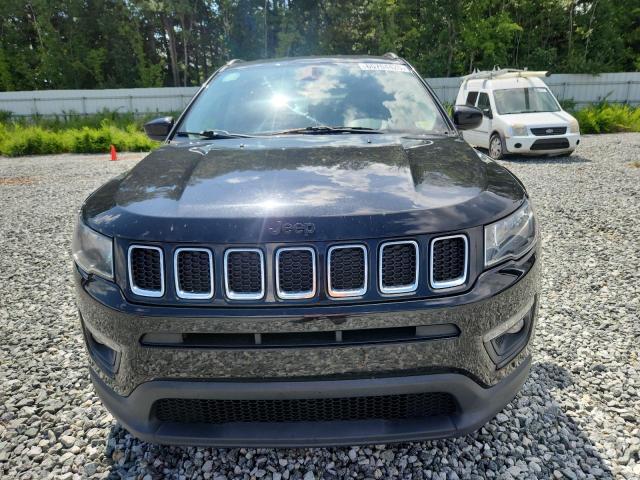 3C4NJDBB1JT108141 - 2018 JEEP COMPASS LATITUDE BLACK photo 5