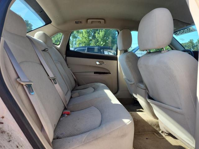 2G4WC582181182694 - 2008 BUICK LACROSSE CX თეთრი ფოტო 10