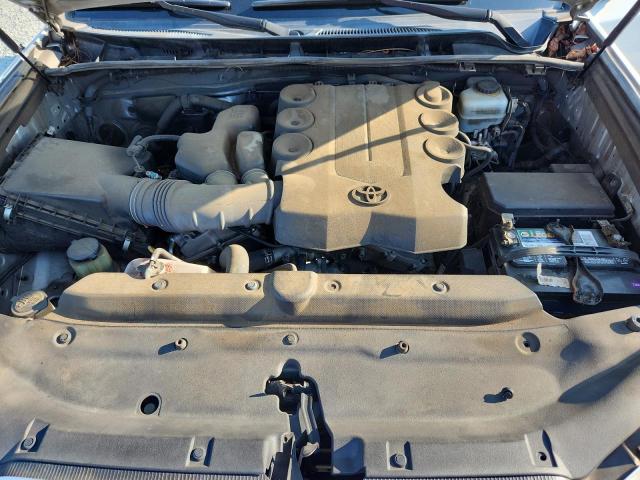 JTEZU5JR9B5018584 - 2011 TOYOTA 4RUNNER SR5 SILVER photo 12