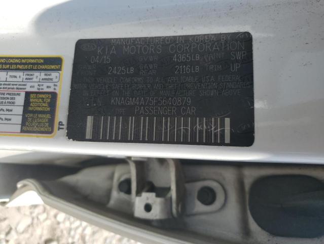 KNAGM4A75F5640879 - 2015 KIA OPTIMA LX WHITE photo 12