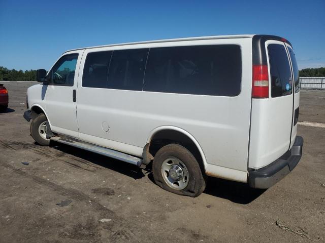 1GAZGYFG3C1174089 - 2012 CHEVROLET EXPRESS G3 LT WHITE photo 2