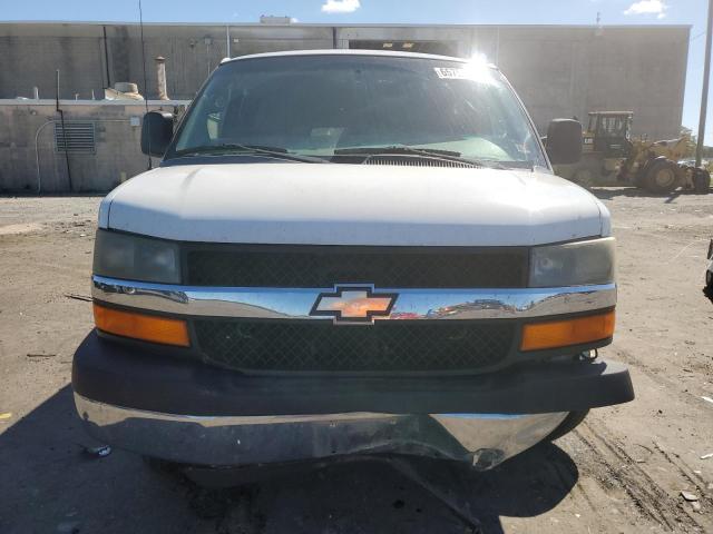 1GAZGYFG3C1174089 - 2012 CHEVROLET EXPRESS G3 LT WHITE photo 5