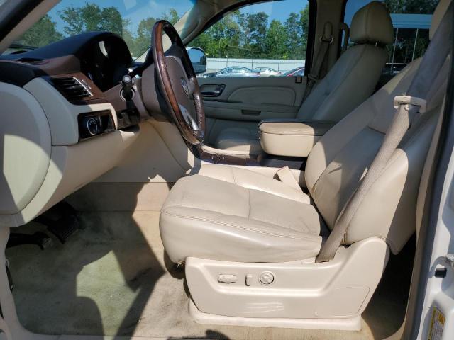 1GYFK63887R391360 - 2007 CADILLAC ESCALADE LUXURY WHITE photo 7