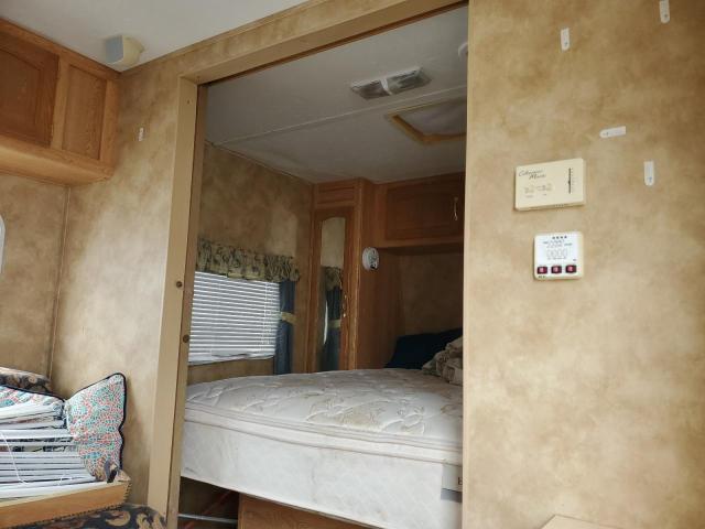 4YDT27B2377200934 - 2007 KEYSTONE HORNET WHITE photo 5