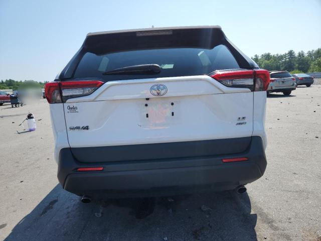 2T3F1RFVXMC166186 - 2021 TOYOTA RAV4 LE თეთრი ფოტო 6