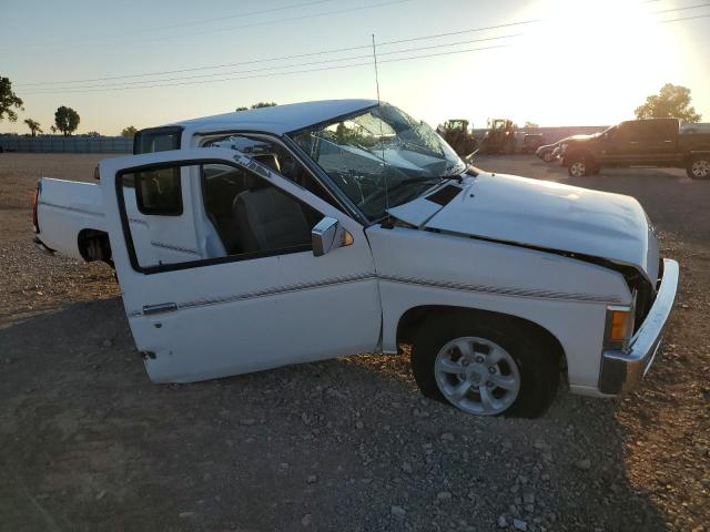 1N6SD16S4SC435422 - 1995 NISSAN TRUCK KING CAB XE WHITE photo 4