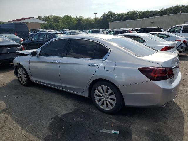 1HGCR3F88DA021861 - 2013 HONDA ACCORD EXL SILVER photo 2