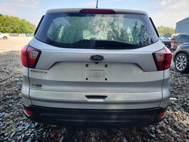 1FMCU0F71KUB91215 - 2019 FORD ESCAPE S Күміс фото 6