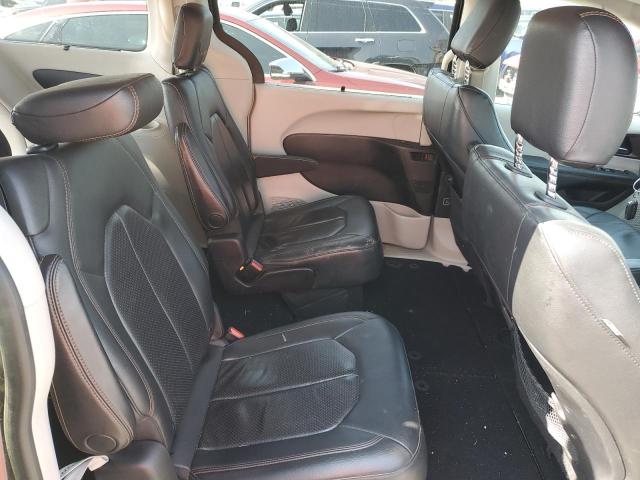 2C4RC1BG4KR715175 - 2019 CHRYSLER PACIFICA TOURING L GRAY photo 11