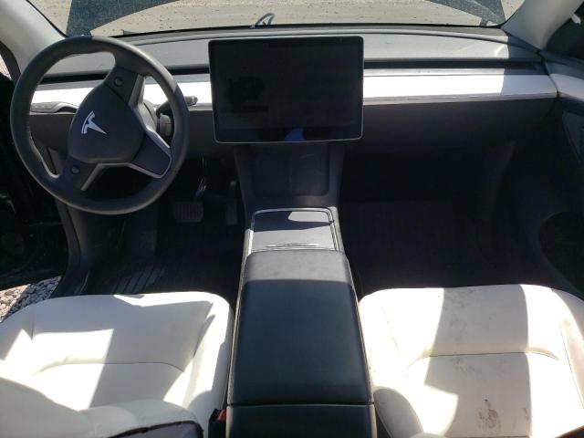 7SAYGDEE4SF275775 - 2025 TESLA MODEL Y BLACK photo 8