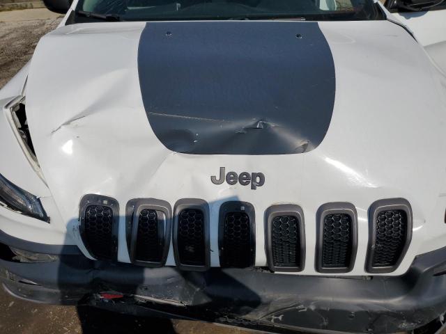1C4PJMBX0JD571706 - 2018 JEEP CHEROKEE TRAILHAWK WHITE photo 12
